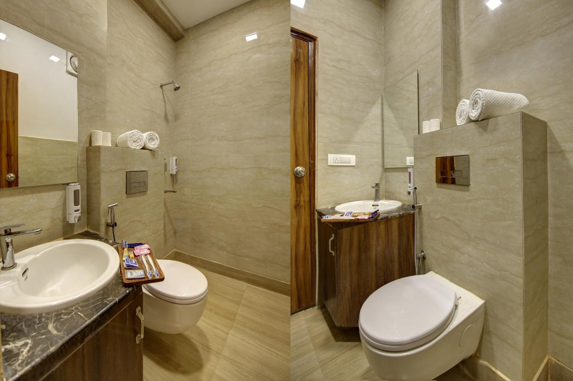 Rahul Palace By Golden Tree Near Metro Station And Ajmal Khan Market Ню Делхи Екстериор снимка